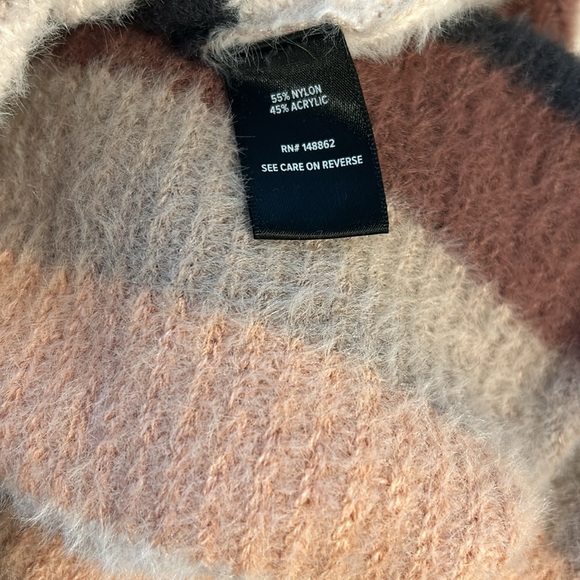 Torrid Fuzzy Yarn Pullover Drop Shoulder Sweater 1 1X 14 16 - Picture 10 of 11